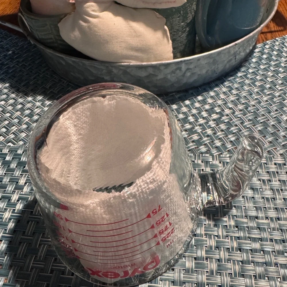 Vintage PYREX GLASS 1 CUP MEASURING CUP - Picture 4 of 4
